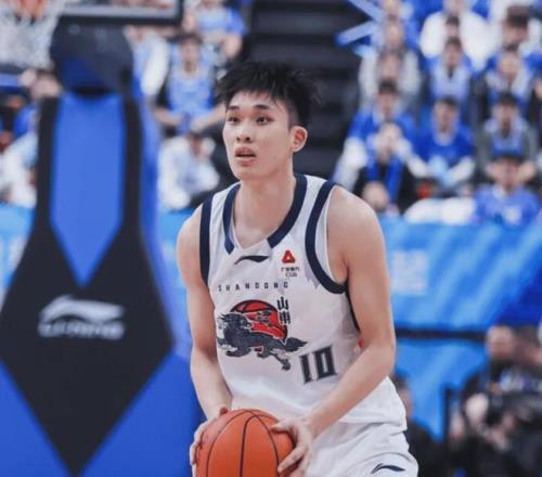 曼城签下,岁巴西中卫,雷斯,欧亿体育官网,欧亿体育平台,欧亿体育链接,欧亿体育官方